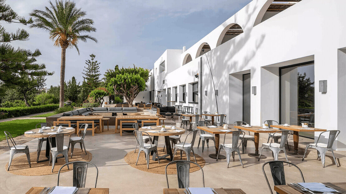 Minos Beach Art Hotel